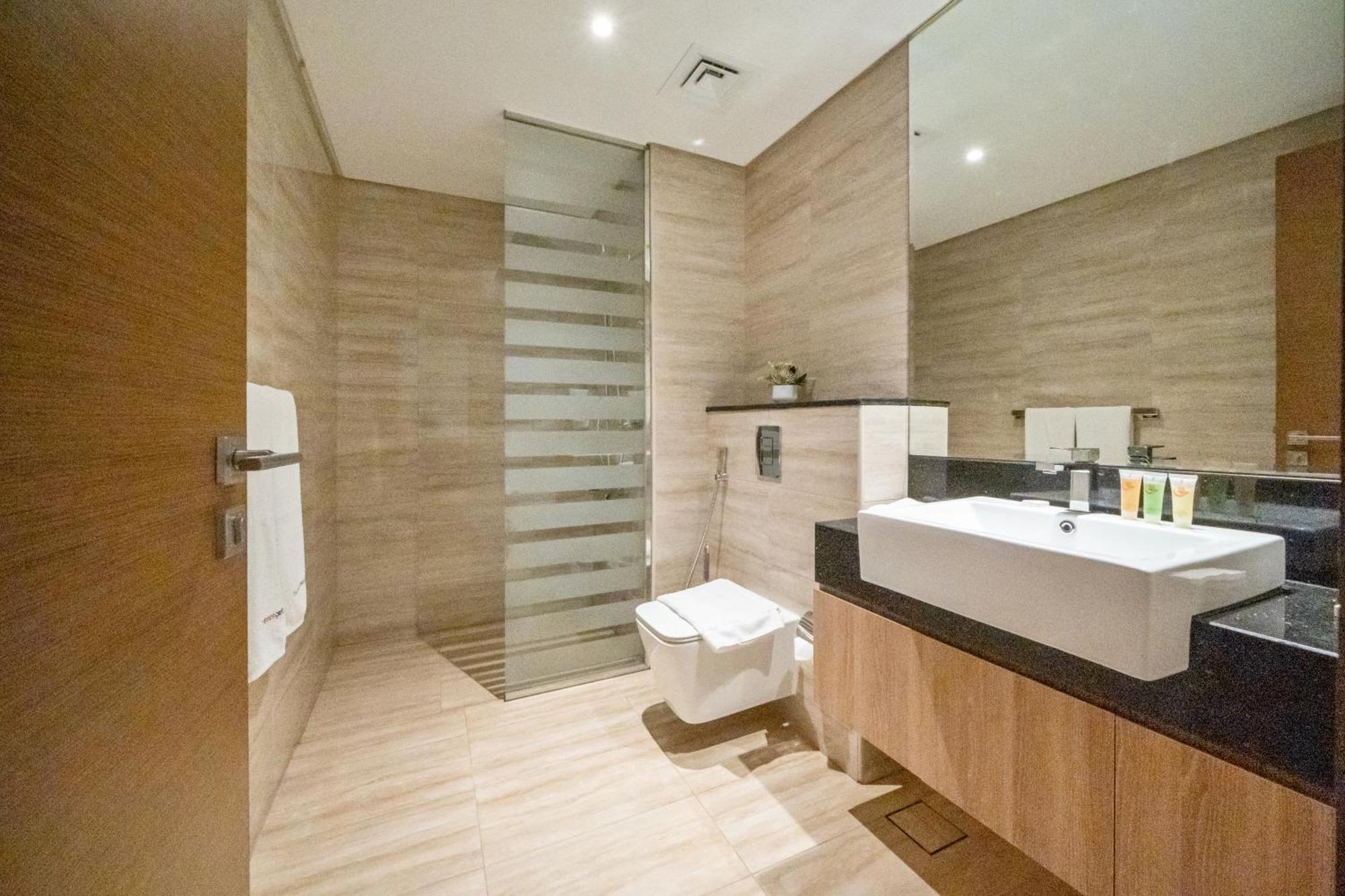 Exquisite 1-bedroom Fully Furnished At Missoni Dubai