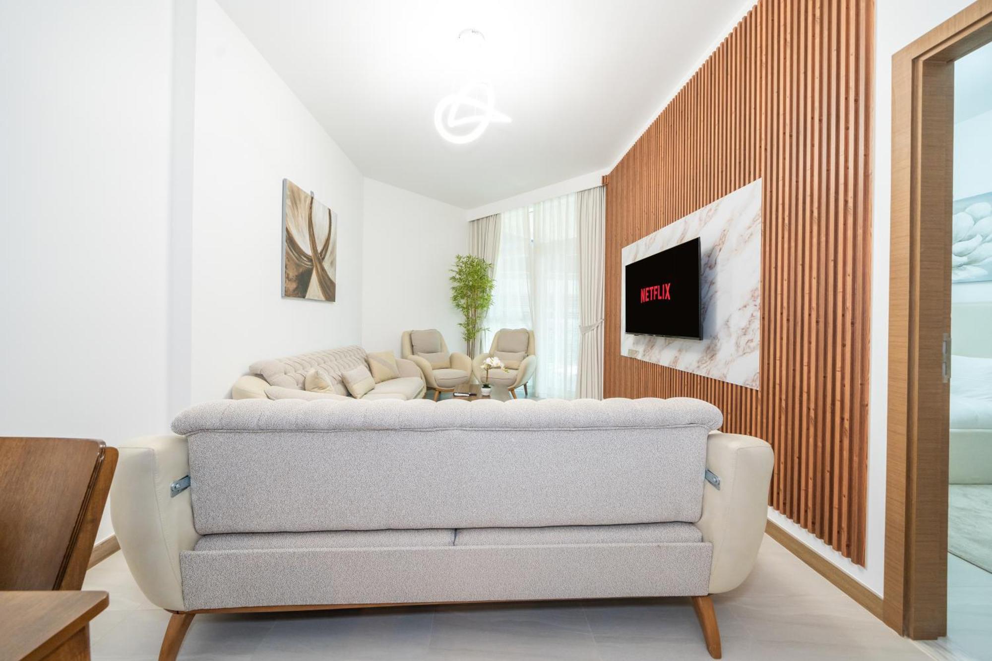 Exquisite 1-bedroom Fully Furnished At Missoni Dubai