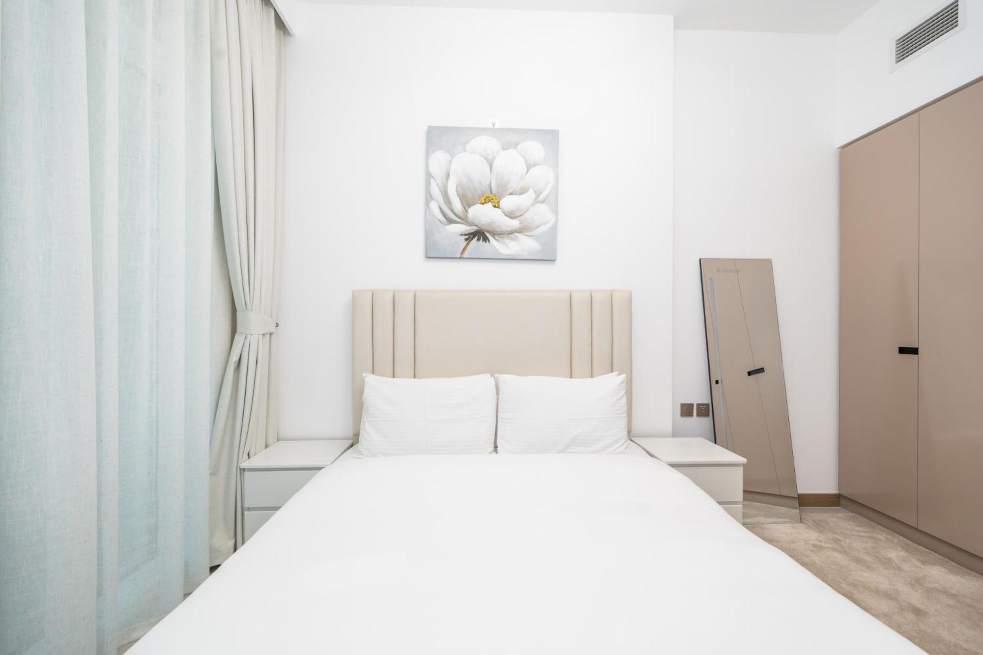 Exquisite 1-bedroom Fully Furnished At Missoni Apartment
